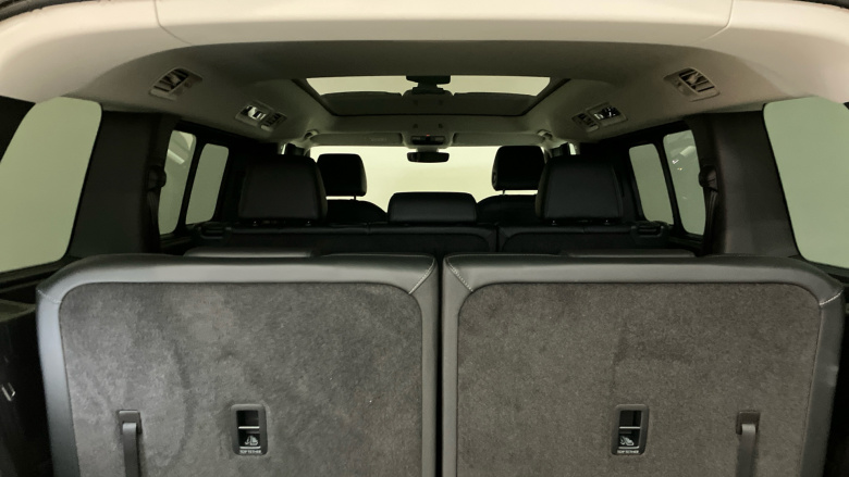 Volkswagen ID. Buzz 210kW Style Pro 86kWh 5dr LWB Auto [7 Seat] Electric Estate